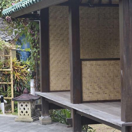 Villa Yukie Senggigi Montongbuwoh Exteriér fotografie