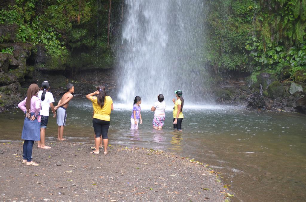 Villa Yukie Senggigi Montongbuwoh Exteriér fotografie
