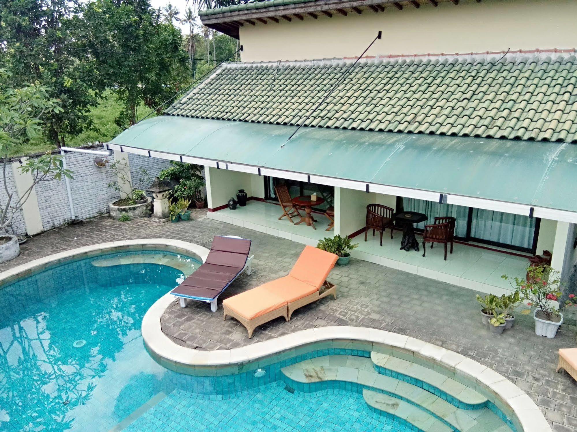 Villa Yukie Senggigi Montongbuwoh Exteriér fotografie
