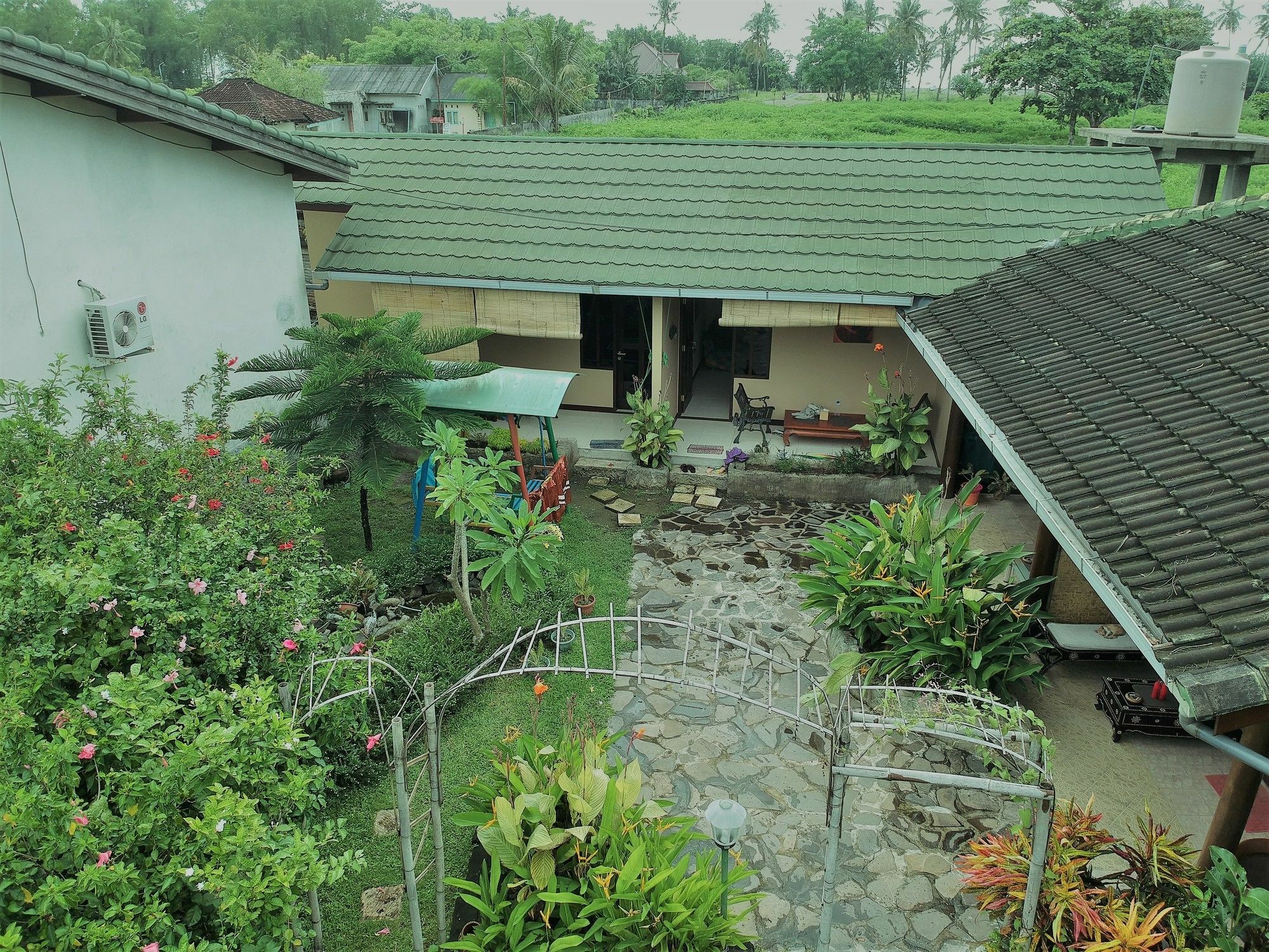 Villa Yukie Senggigi Montongbuwoh Exteriér fotografie