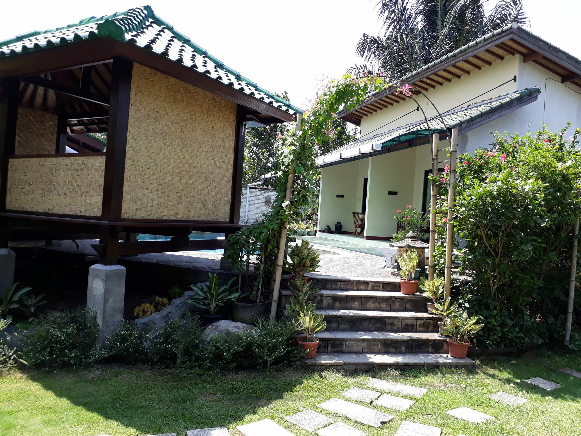 Villa Yukie Senggigi Montongbuwoh Exteriér fotografie