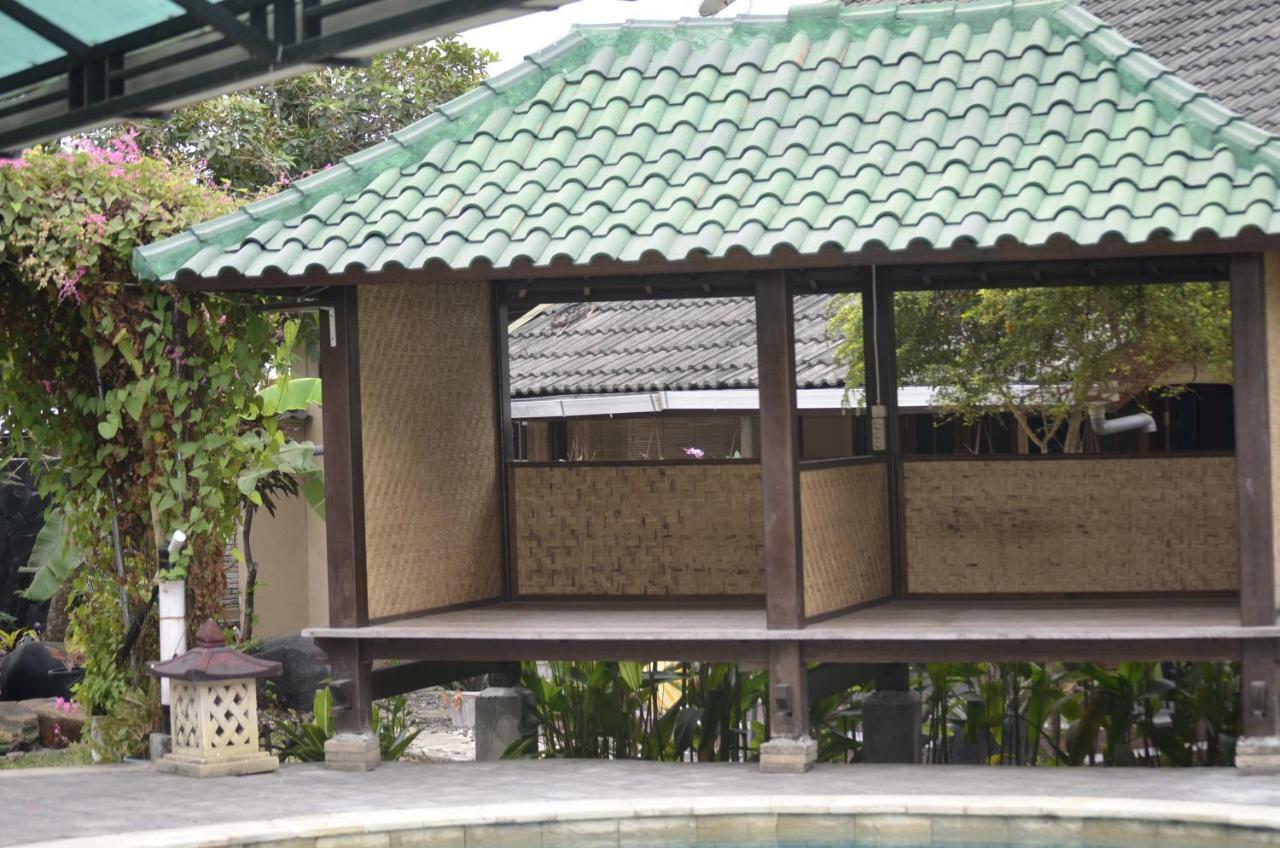 Villa Yukie Senggigi Montongbuwoh Exteriér fotografie