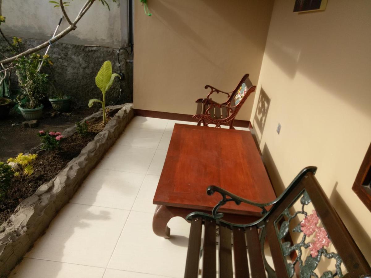Villa Yukie Senggigi Montongbuwoh Exteriér fotografie